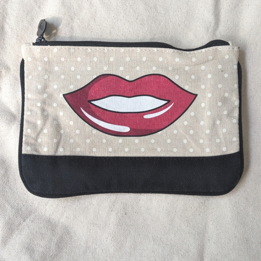 Ipsy Makeup Bag